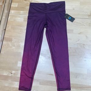 Sol & Mane Cora 7/8 length Leggings.  Yoga Club.  Size XL.  NWT.